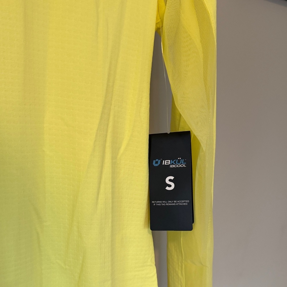 IBKUL Bright Yellow Long-Sleeve Quarter-Zip Performance Top - Picture 3 of 5
